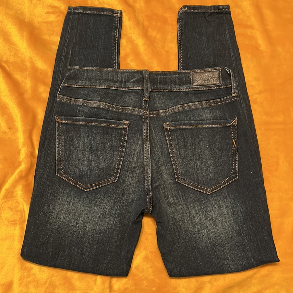 New without tags Express Jeans Legging mid rise 00S